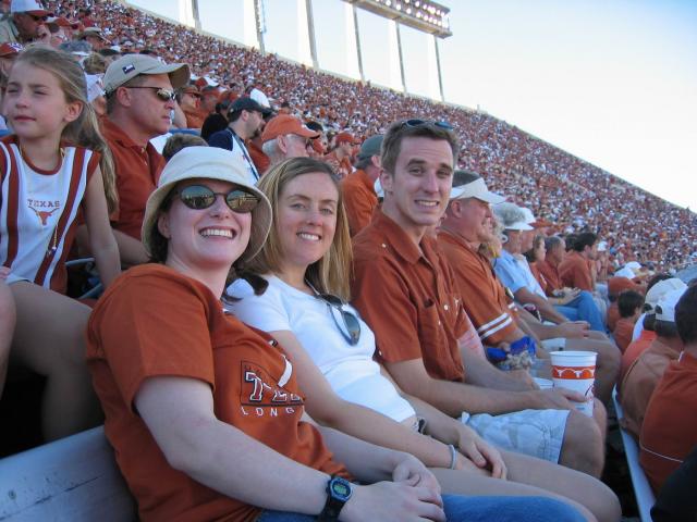 2004/10(Oct)/01(Tailgate-Missouri)/640x480_2004-10-16 16-01-00.JPG
